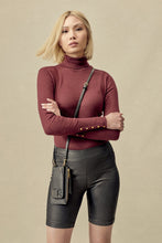 Load image into Gallery viewer, Classic Pebble Leather Zip Pouch - Black/Gold