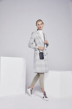 Load image into Gallery viewer, Medium Pebble Leather Expanded Zip Pouch - Black/Pewter