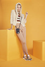 Load image into Gallery viewer, Medium Pebble Leather Expanded Zip Pouch - Black/Gold