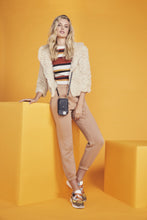 Load image into Gallery viewer, Medium Pebble Leather Expanded Zip Pouch - Black/Gold