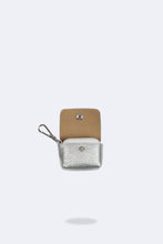 Load image into Gallery viewer, Avery AirPod Clip-On Pouch - Metallic Silver/Silver