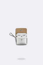 Load image into Gallery viewer, Avery AirPod Clip-On Pouch - Metallic Silver/Silver