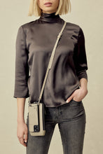 Load image into Gallery viewer, Pebble Leather Expanded Zip Pouch - Greige/Silver
