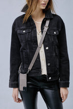 Load image into Gallery viewer, Callie Pebble Leather Crossbody Bandolier - Grey/Silver
