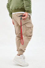 Load image into Gallery viewer, Ryder Wallet Lanyard - Black Red/Pewter
