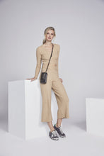 Load image into Gallery viewer, Embossed Leather Expanded Zip Pouch - Dark Olive/Silver
