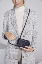 Load image into Gallery viewer, Medium Pebble Leather Expanded Zip Pouch - Black/Pewter
