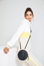 Load image into Gallery viewer, Round Expanded Pebble Leather Zip Pouch - Black/Silver
